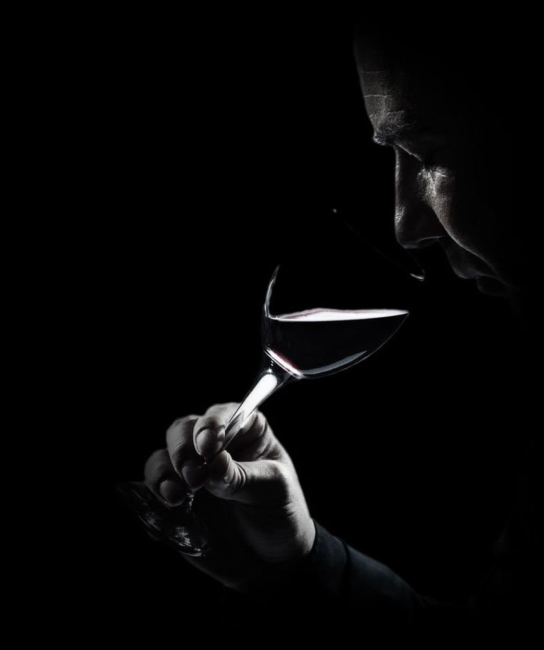 silhouette-man-normal-dark-v2-reverse